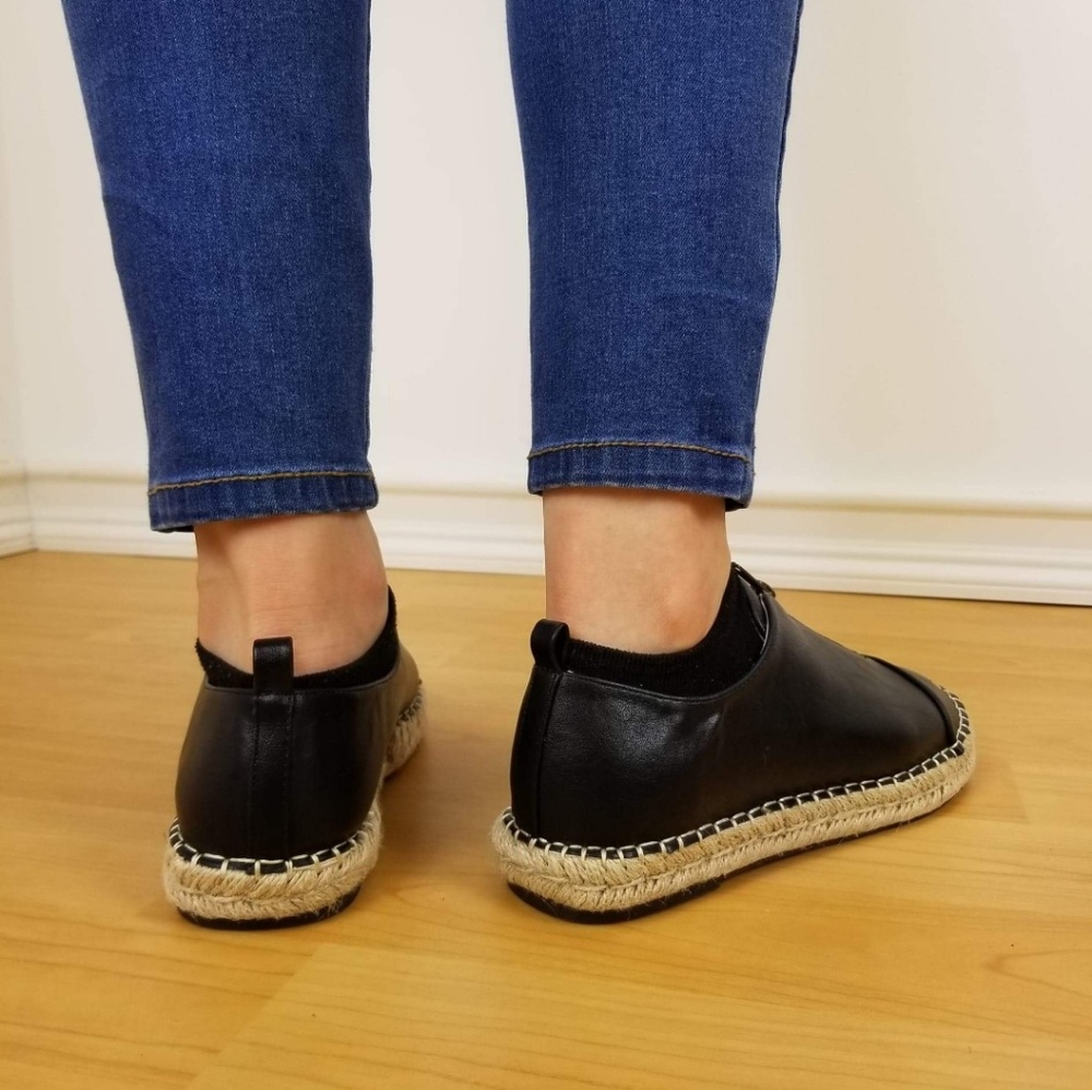 SALE! black slip on shoes - Picture 5 of 6